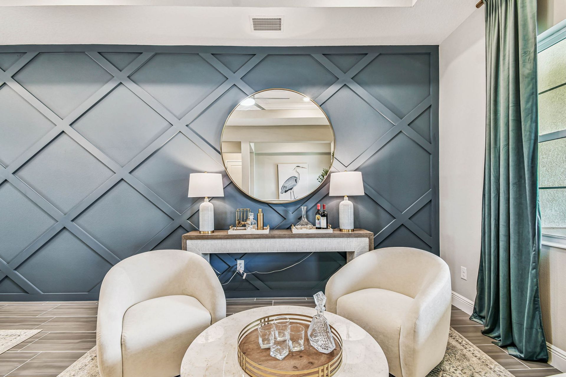 Family room - accent wall 