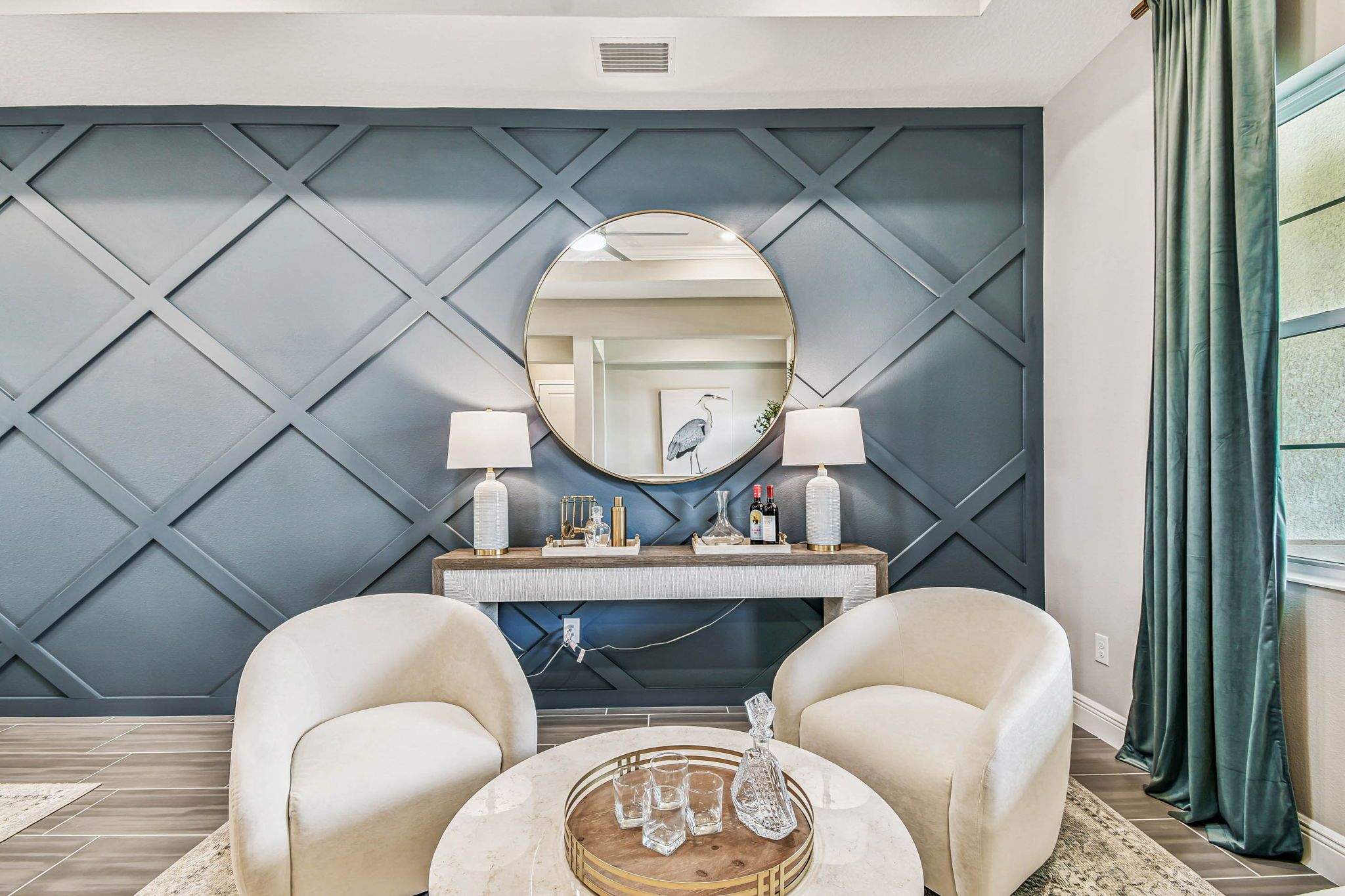 Family room - accent wall 