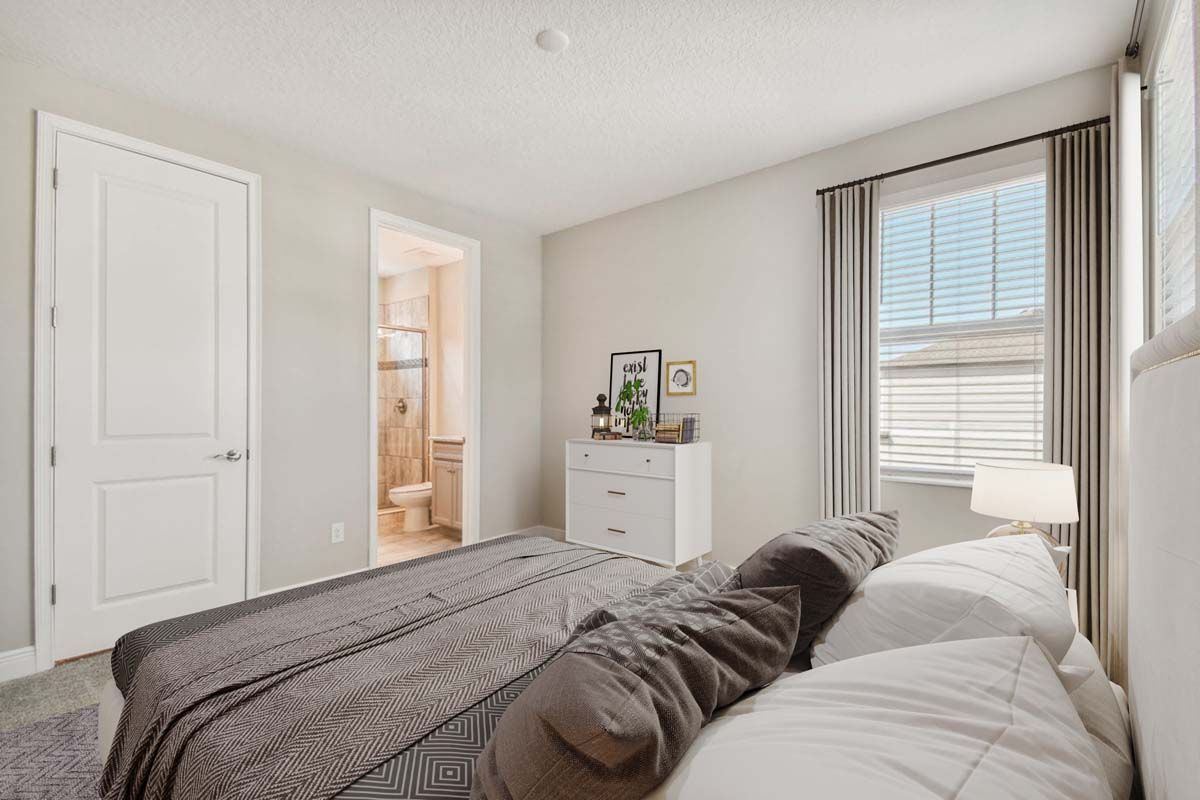 Sawgrass new construction home plan secondary bedroom by William Ryan Homes 