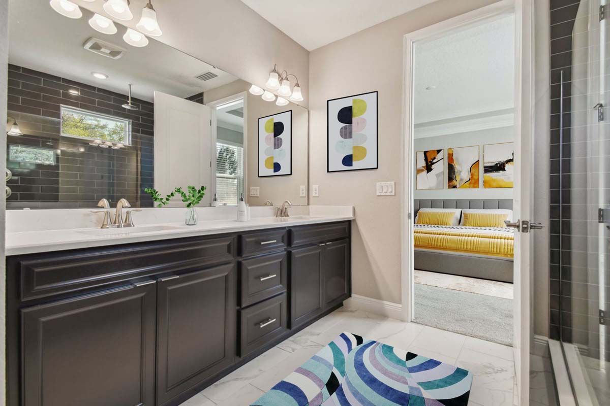 Sawgrass new construction home plan owner's bath by William Ryan Homes