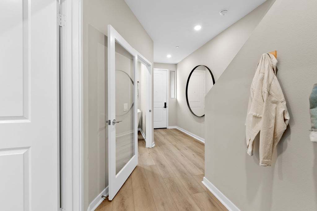 VV Plan 4AR Foyer