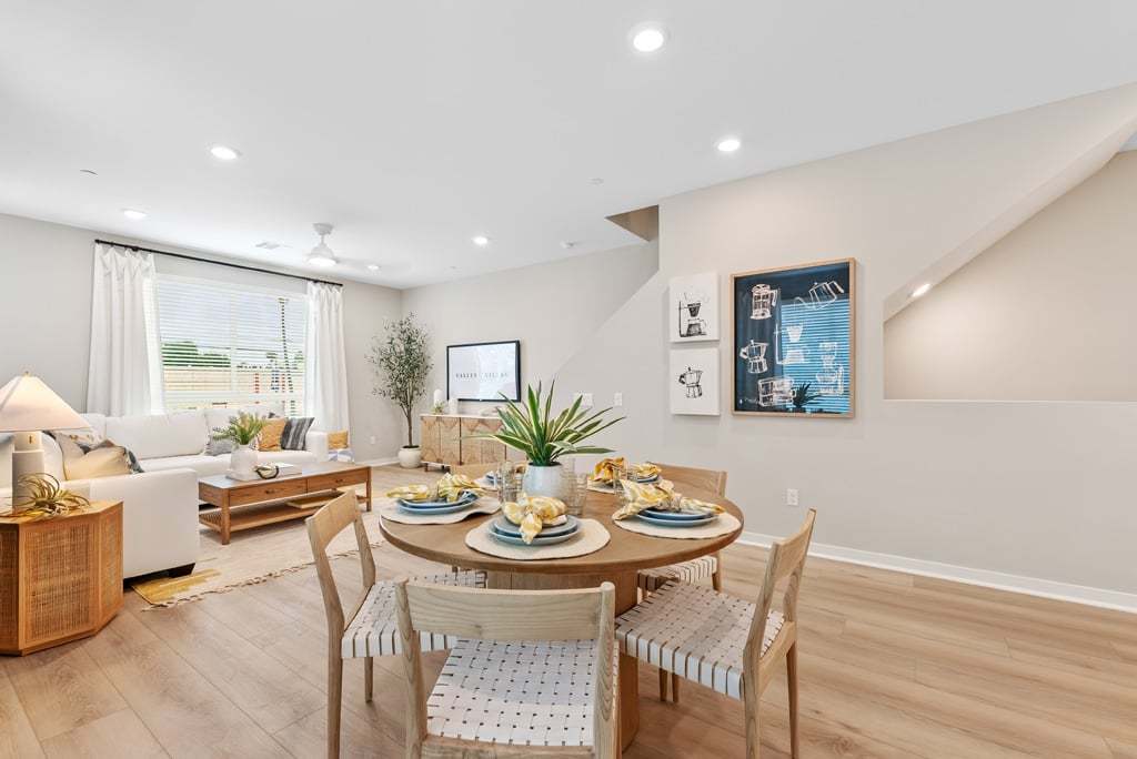 VV Plan 4AR Dining
