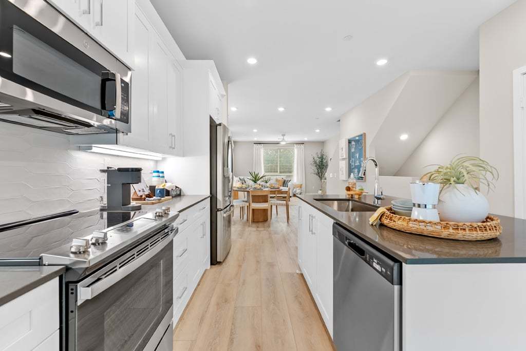 VV Plan 4AR Kitchen