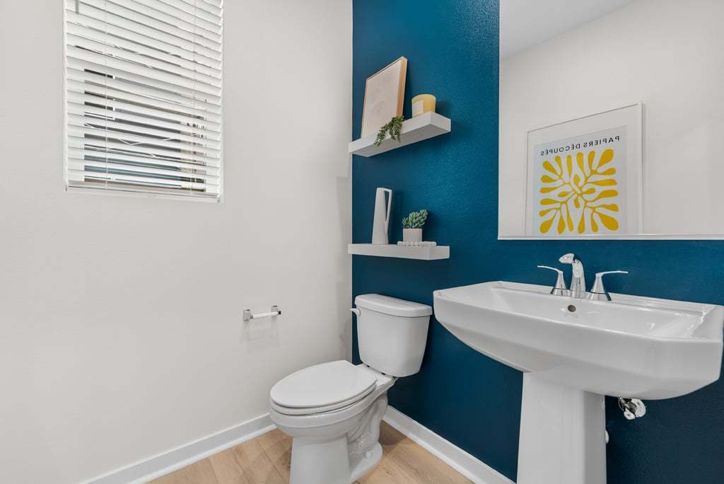 VV Plan 4AR Powder Room