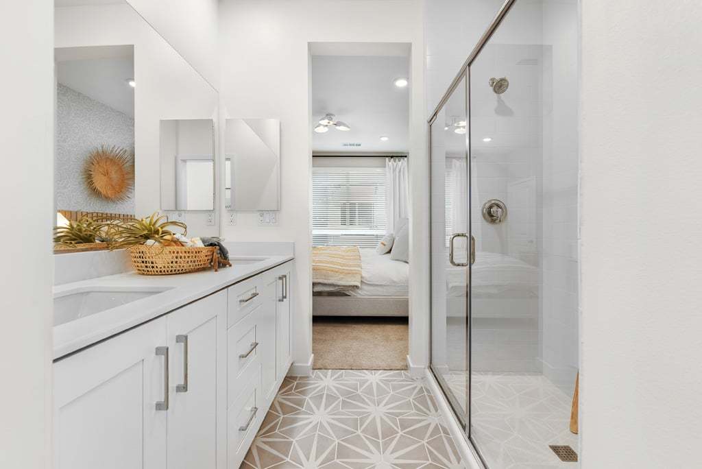 VV Plan 4AR Primary Bath
