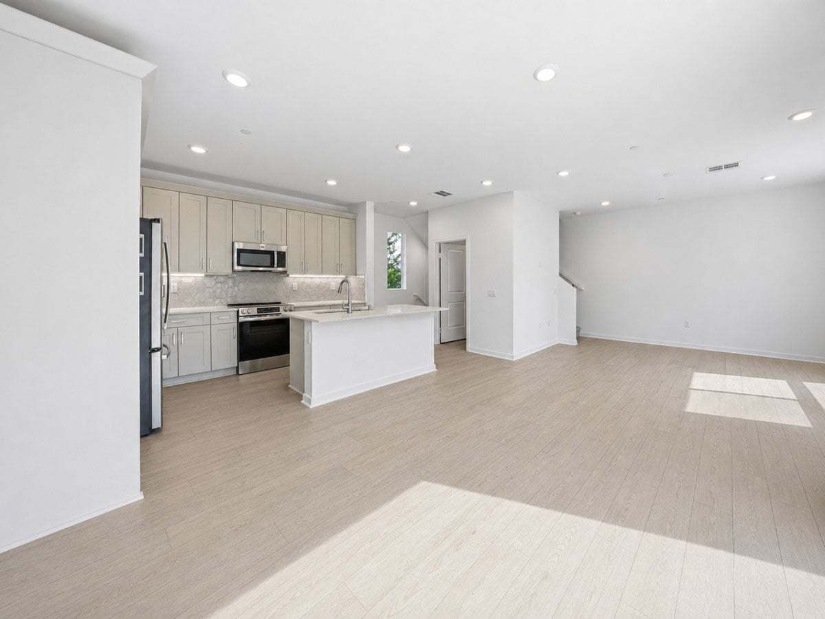 3_Dining Fam Kitchen