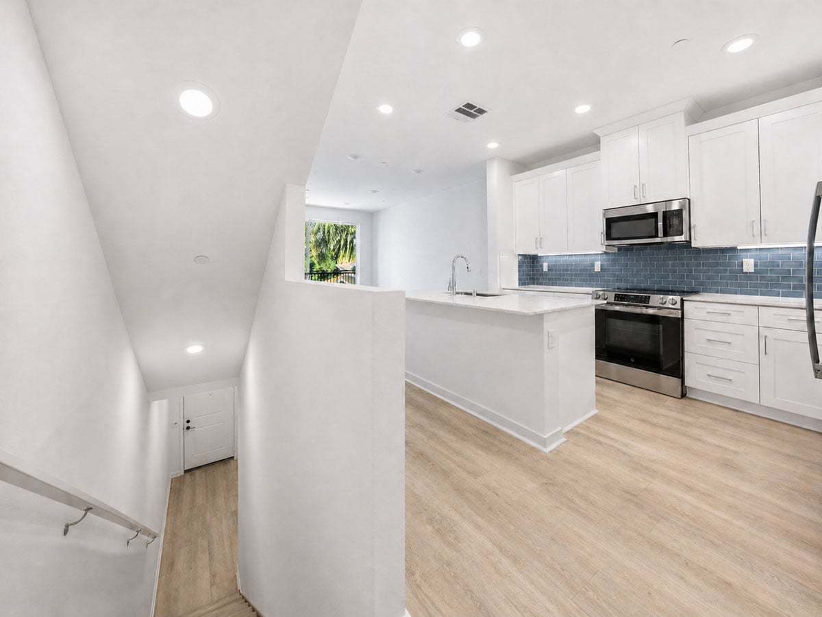 9425 1/2 N Sepulveda Blvd. unit 4 (Plan Two) Image