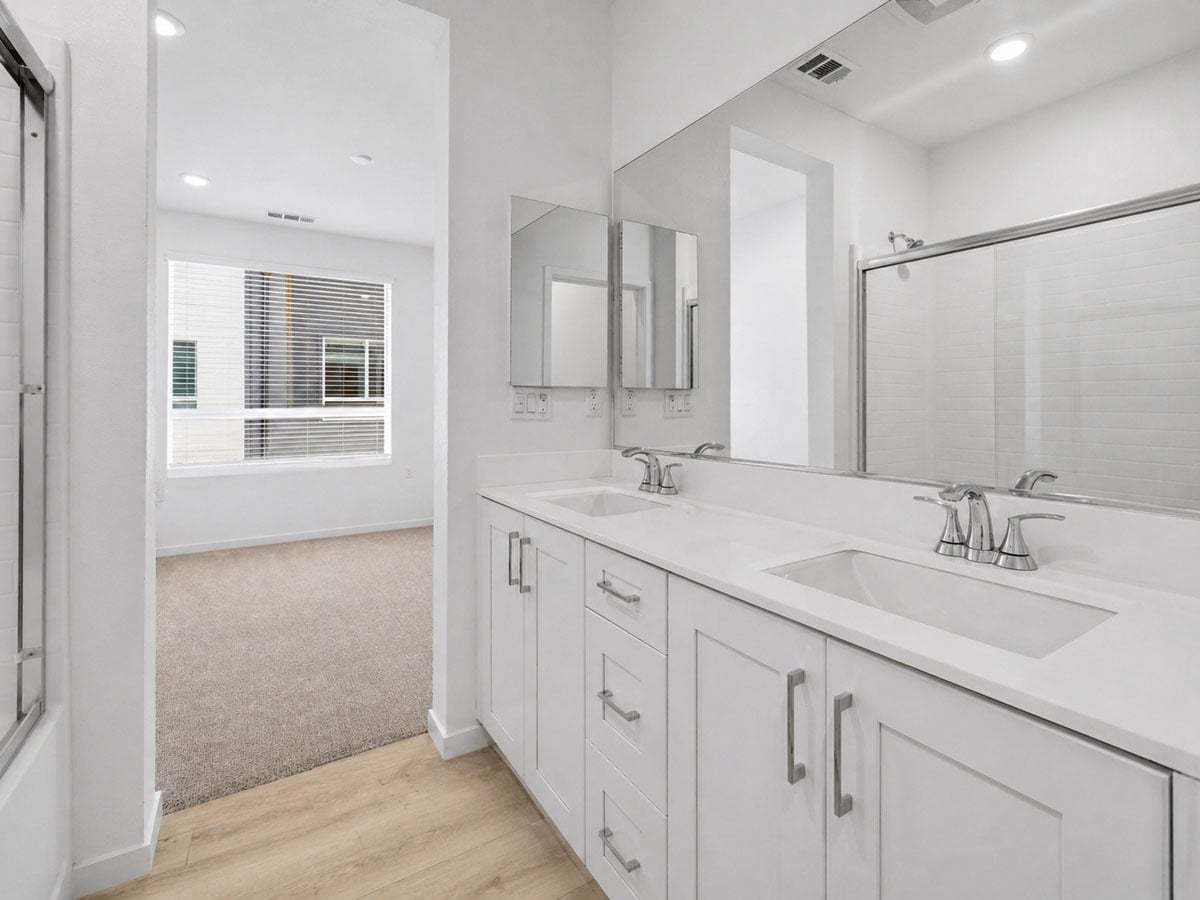 8_Primary Bath