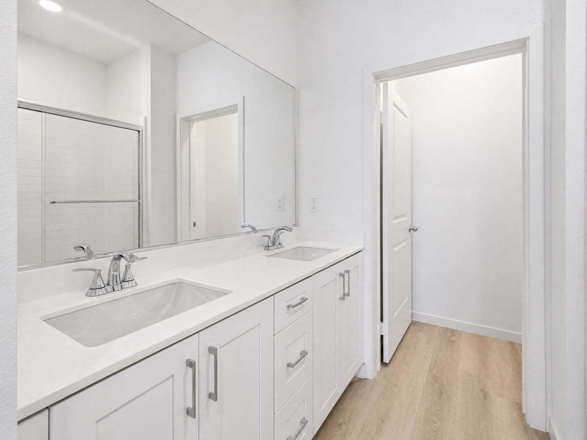9_Primary Bath