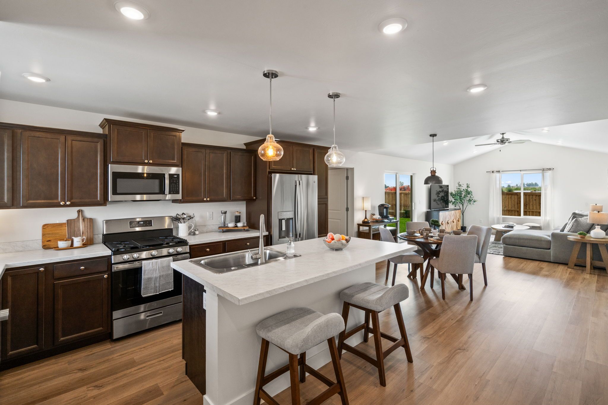 Ponderosa - Kitchen - Dining - Great Room
