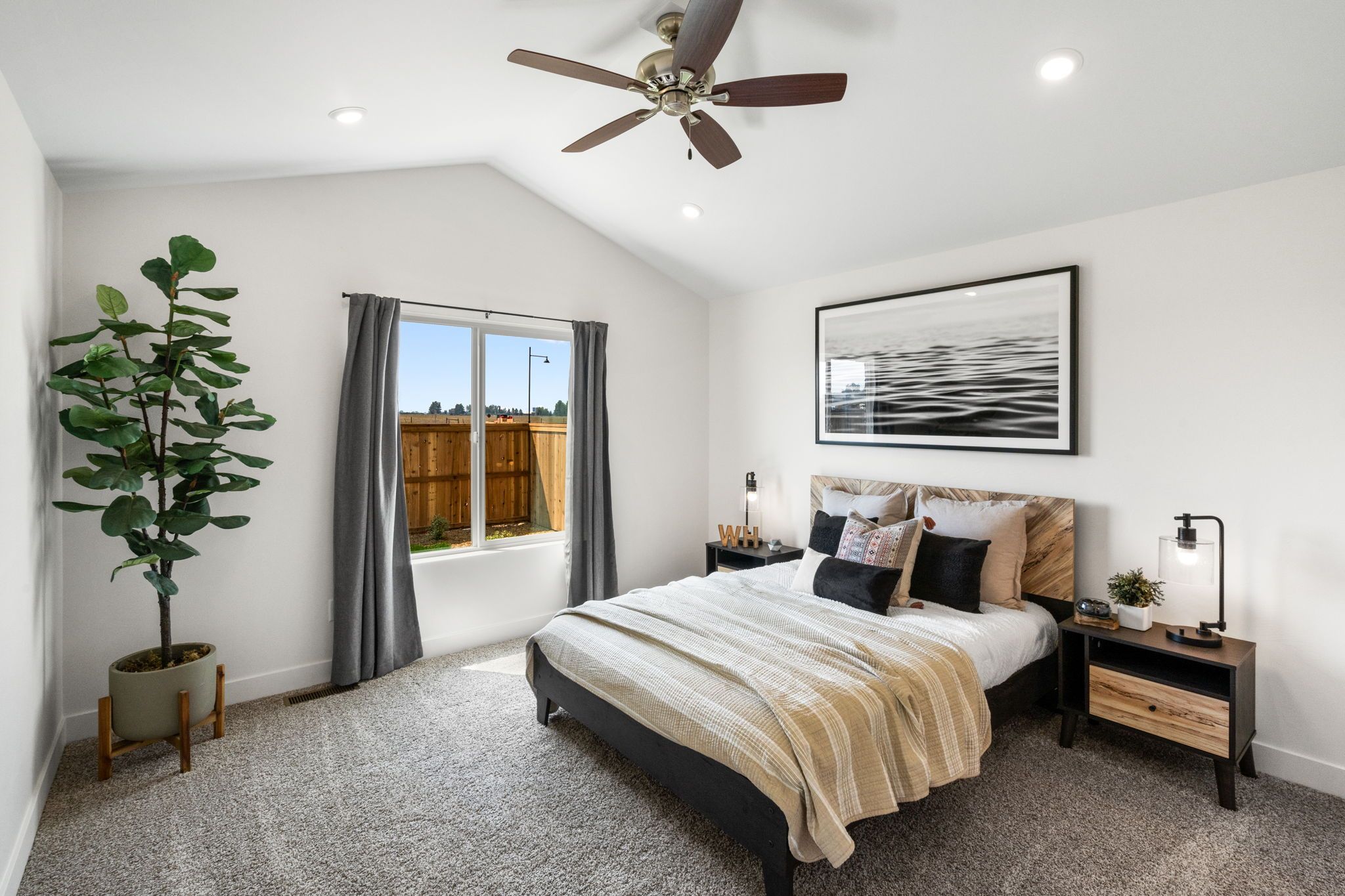 Ponderosa Primary Bedroom