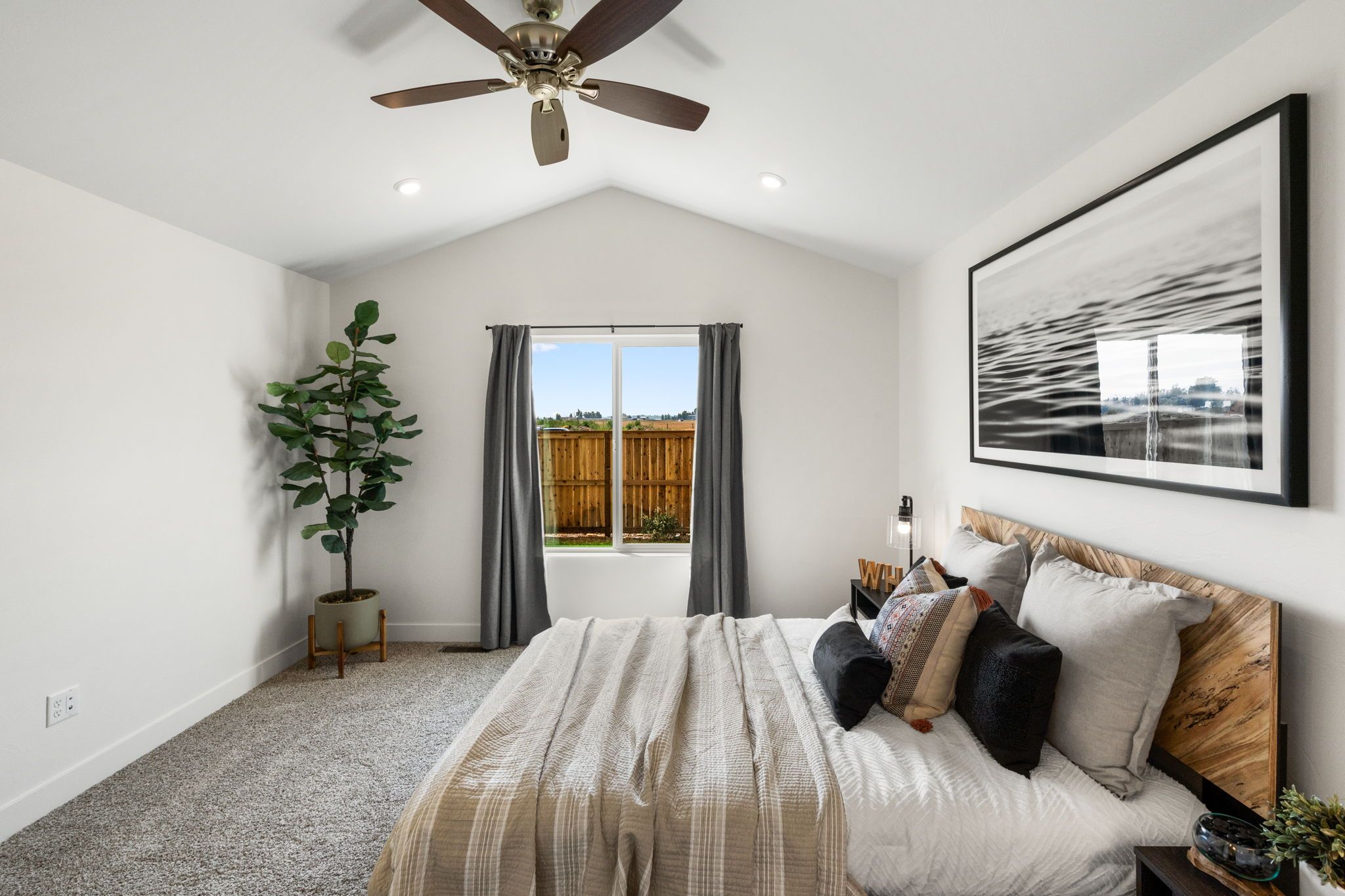 Ponderosa Primary Bedroom