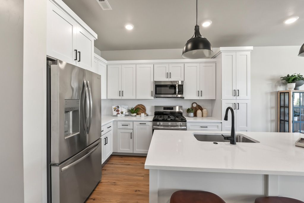 Goldfinch Model Kitchen
