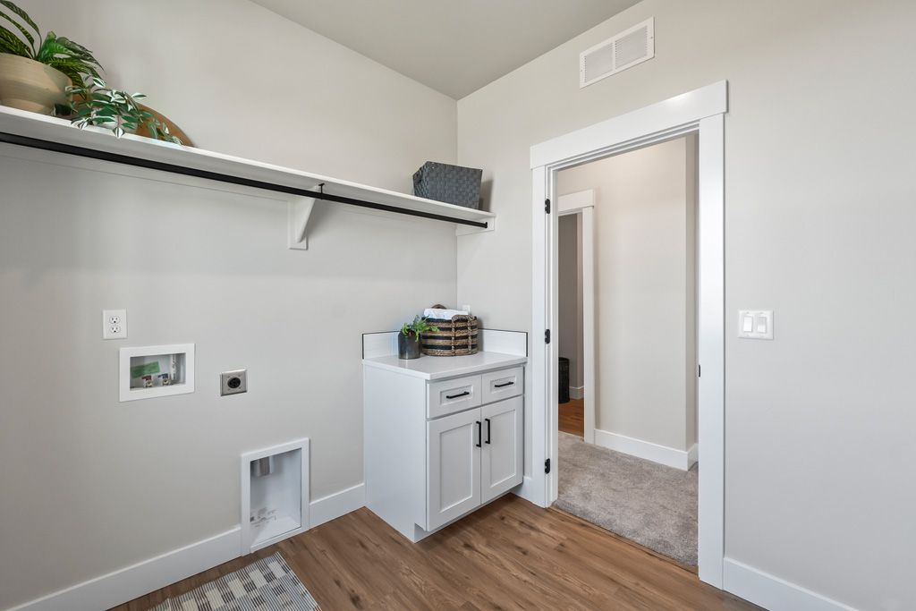 Goldfinch Model Laundry