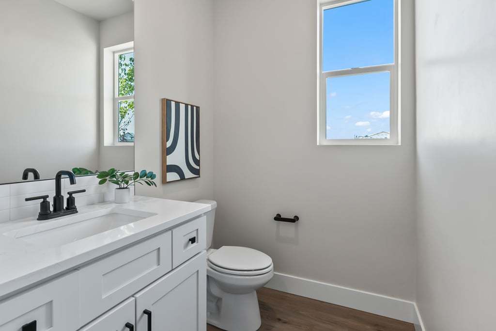 Goldfinch Model Bathroom