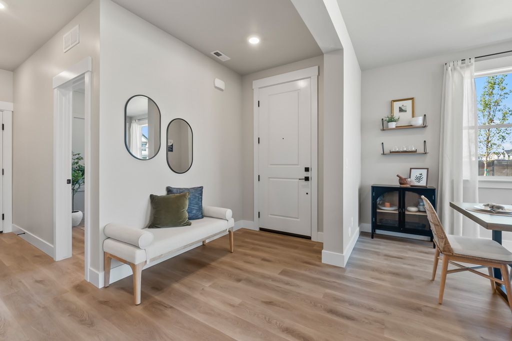 Sparrow Model Foyer