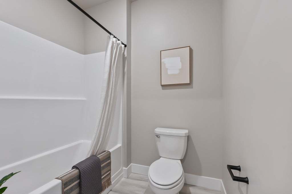 Sparrow Model Bathroom