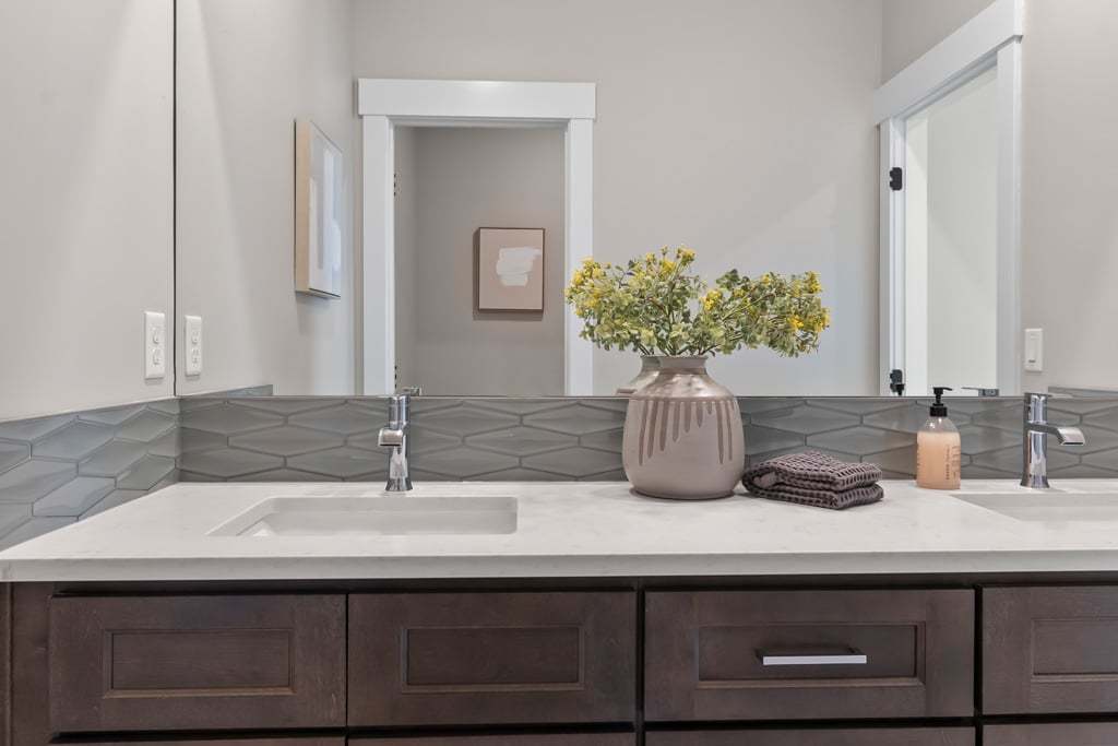 Sparrow Model Bathroom