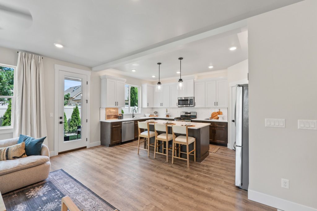 Dove Kitchen
