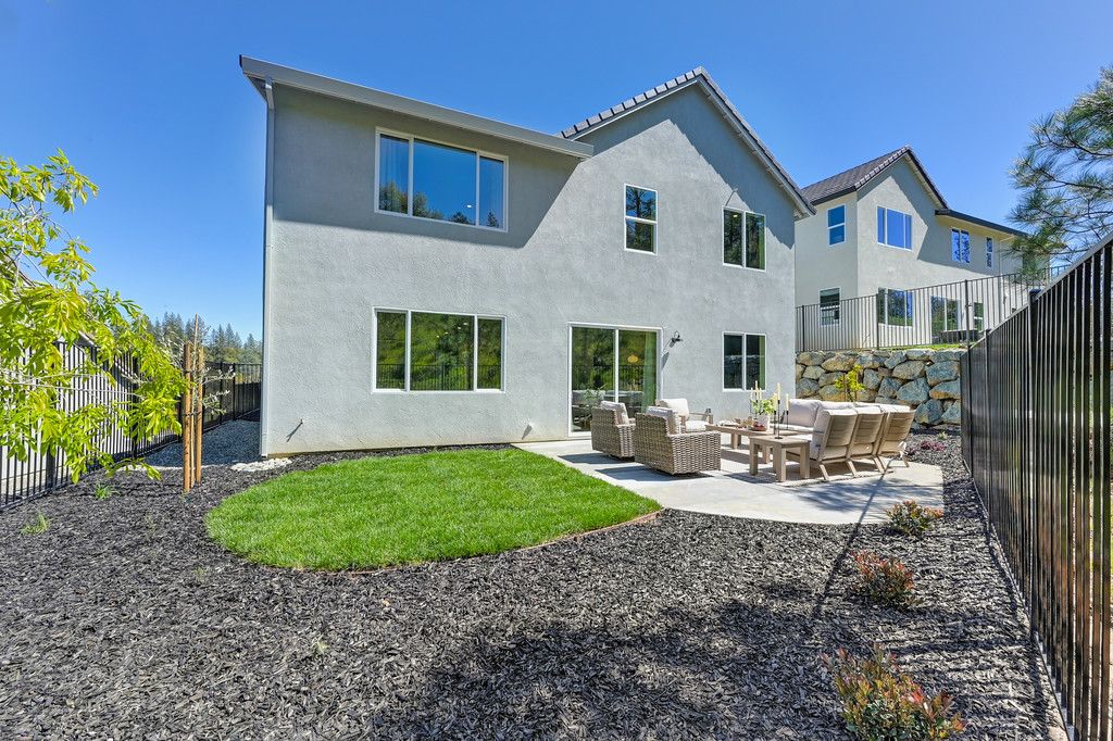 SR Plan 3 Back Yard