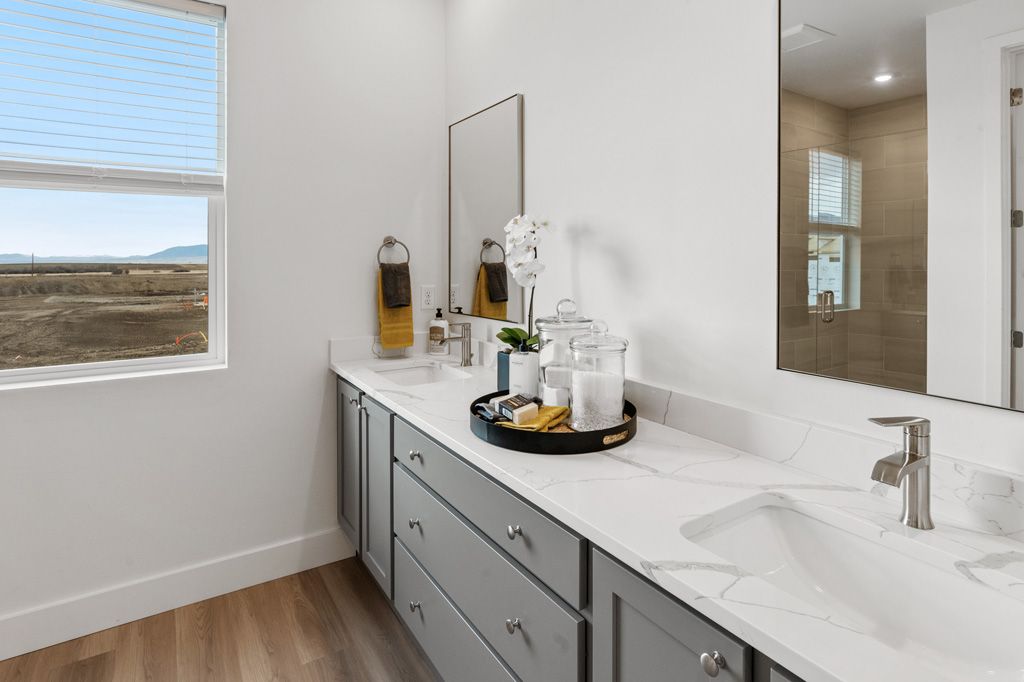 Gallatin Plan 1 Primary Bath
