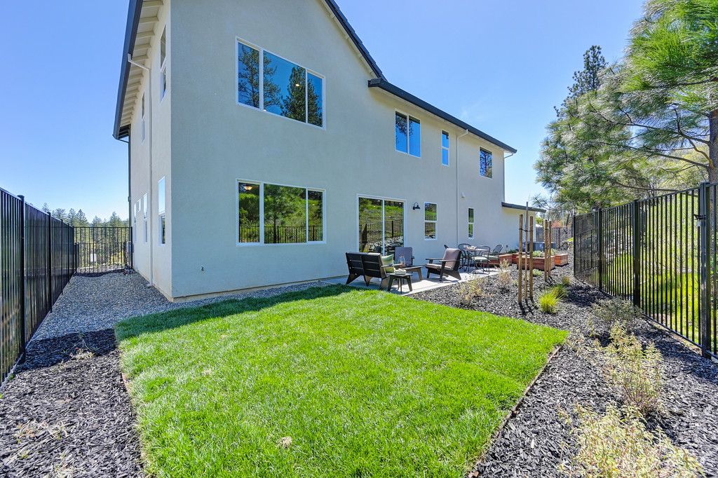 SR Plan 4 Back Yard