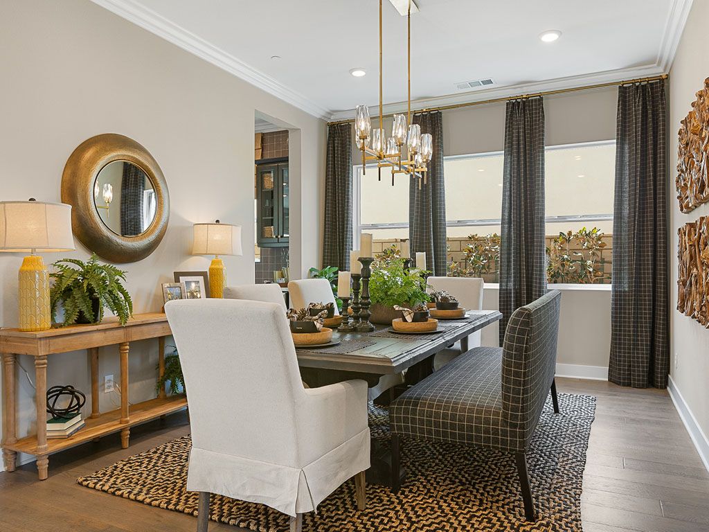 WR Ridgeline Plan 15 Dining Room
