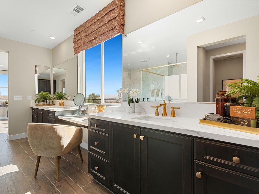WR Ridgeline Plan 15 Primary Bath
