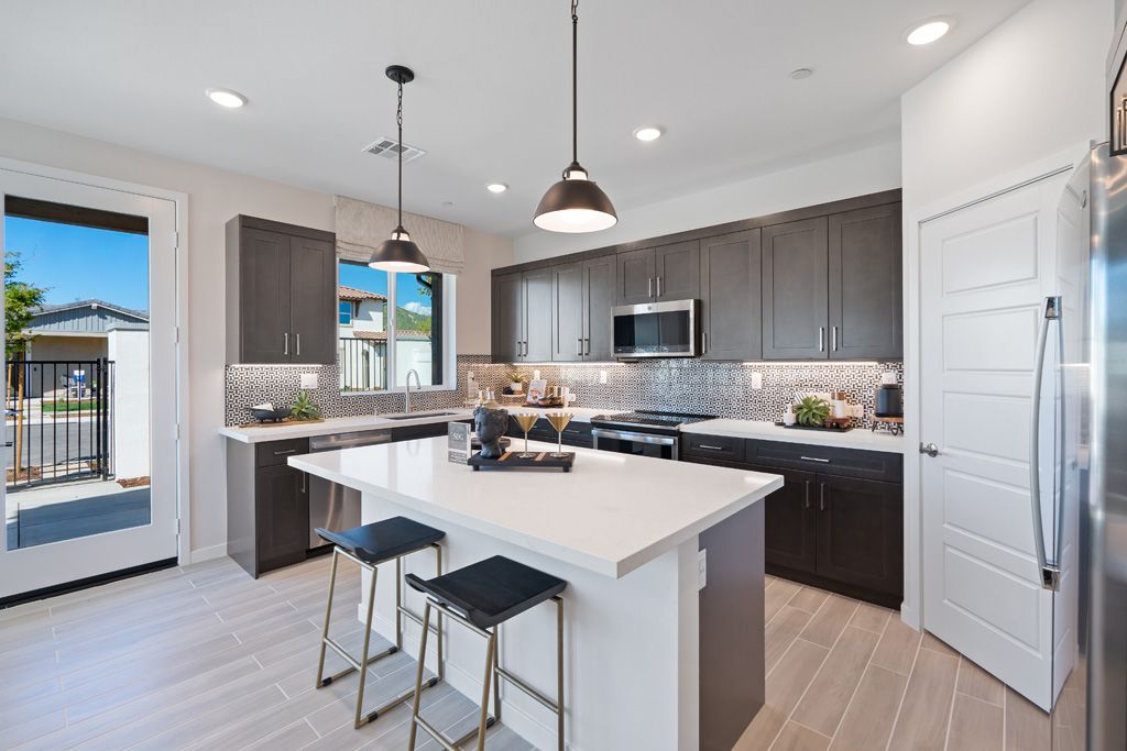 Saguaro Plan 1 - Kitchen