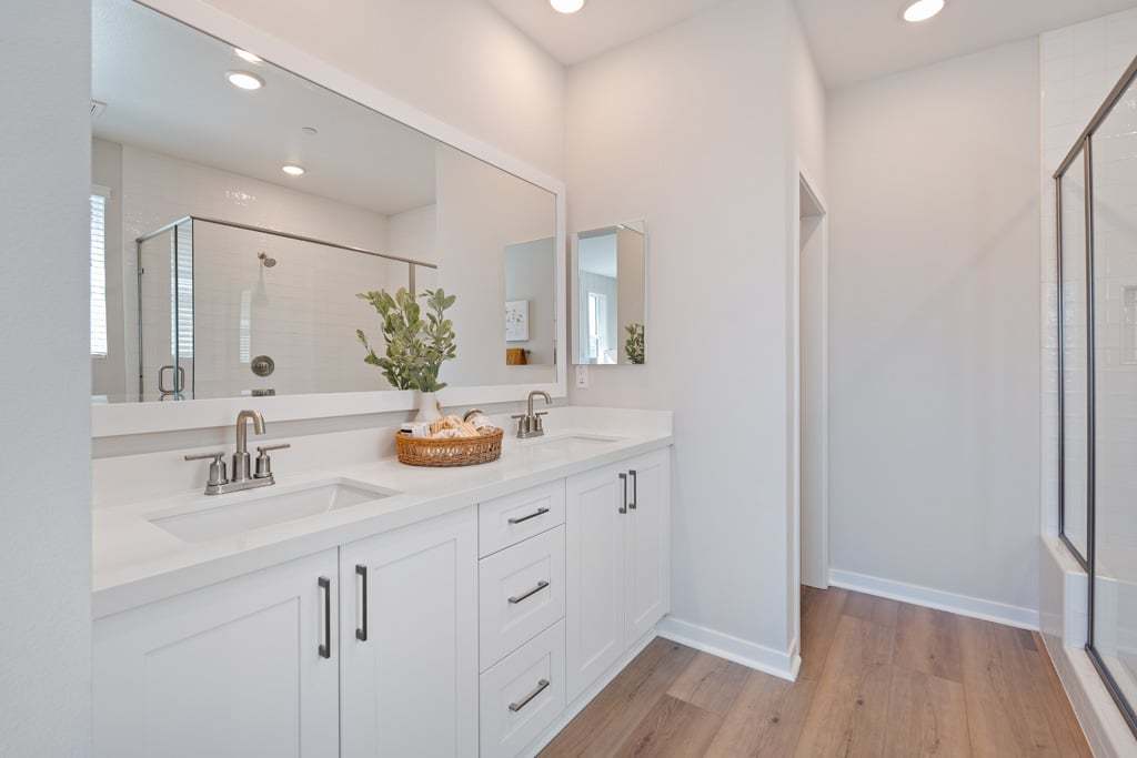 Saguaro Plan 2 Primary Bath