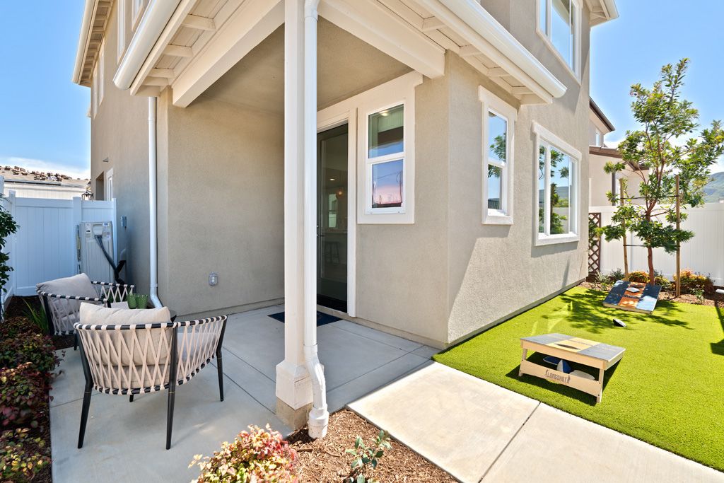 Saguaro Plan 2 Side Yard