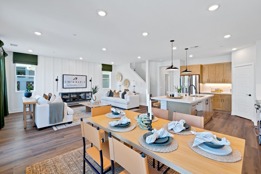 Saguaro Plan 3 Dining - Family Room