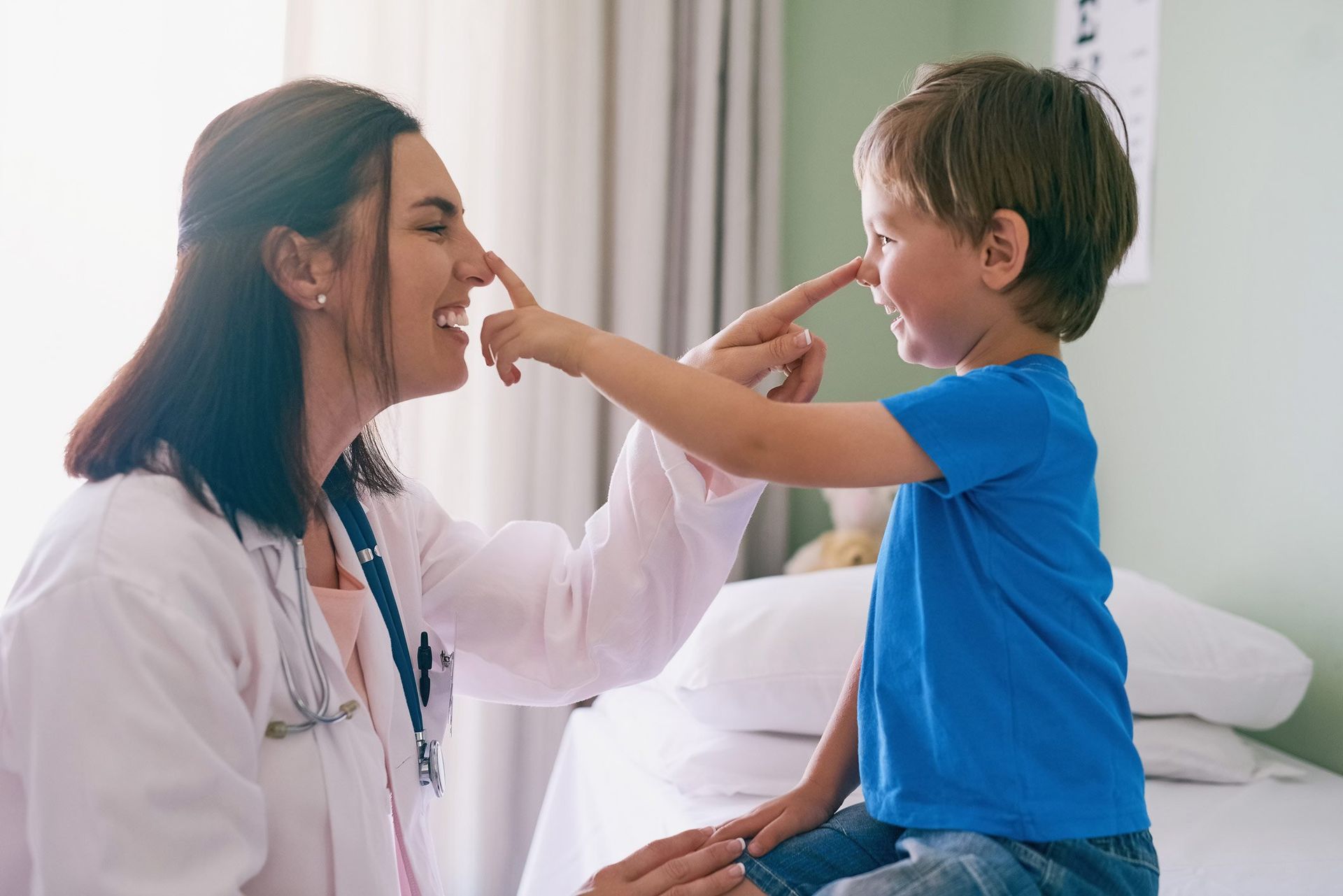 Central location to several hospitals, rehabilitation, and other healthcare professional locations.