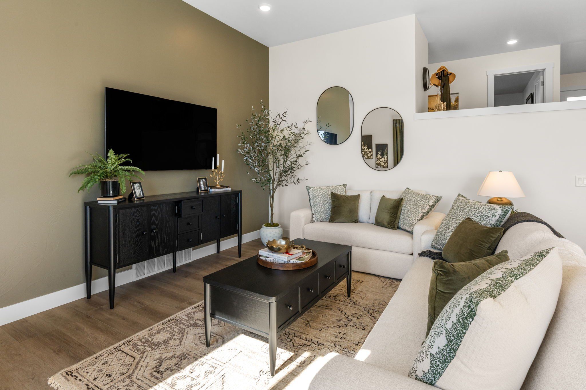 CR_Torrey Living Room