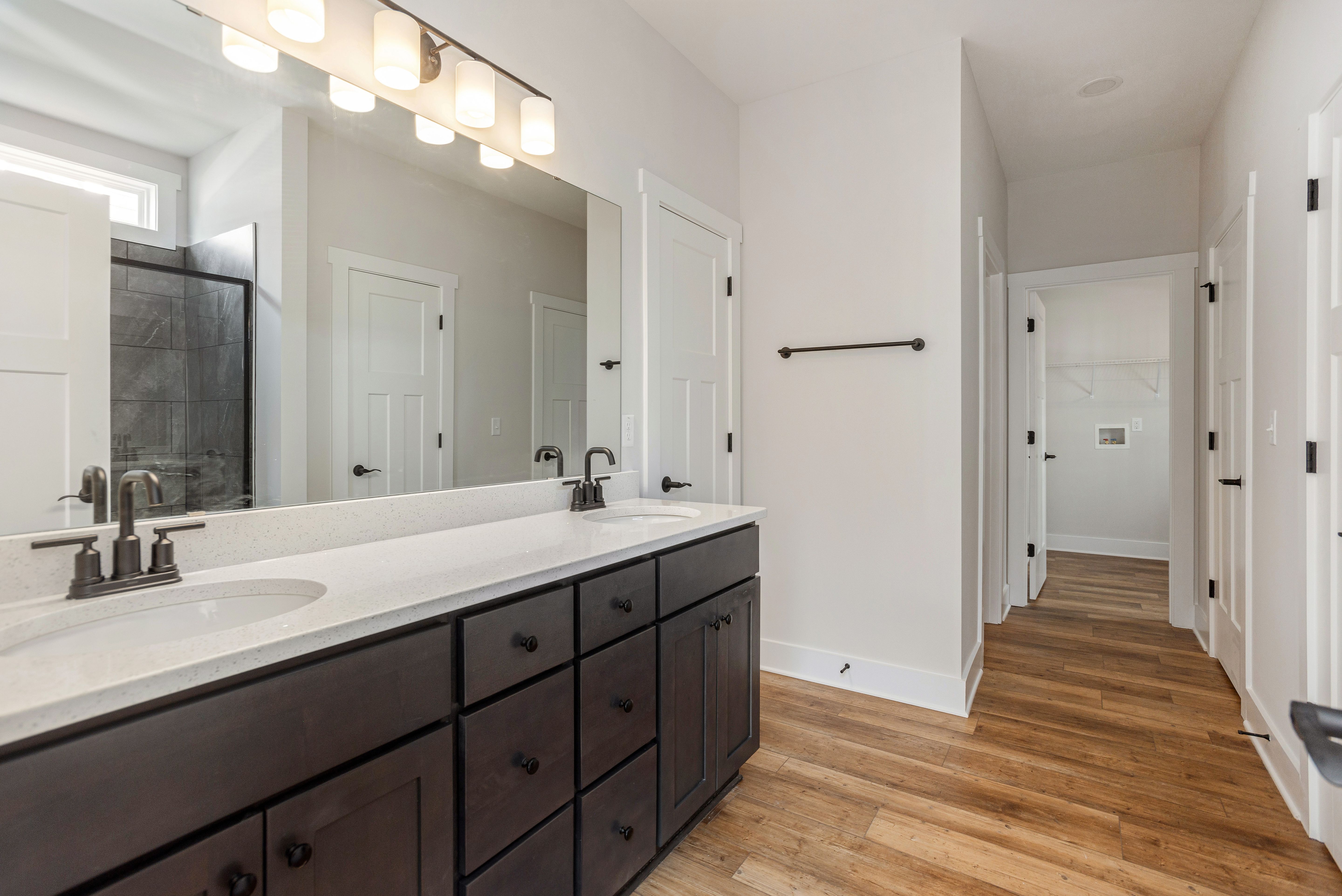 Interior Bathroom - Madison Floor plan elevation 6