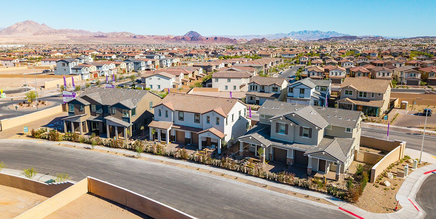 casa en Meridian at Cadence por Woodside Homes