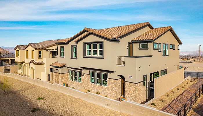 casa en Dove Rock in Summerlin por Woodside Homes