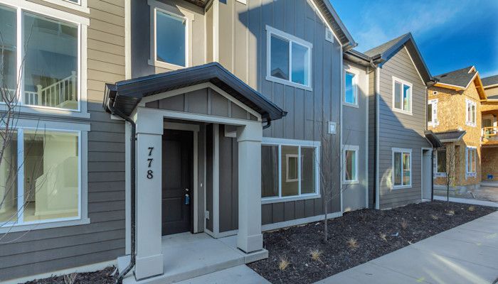 Legacy at Meadowbrook por Woodside Homes en Provo-Orem Utah