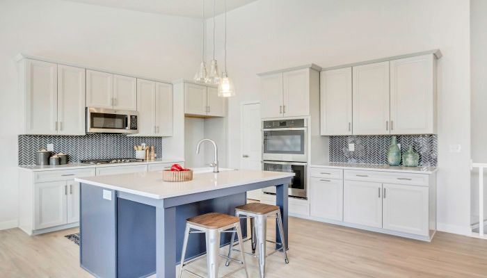 Hanbury - Cascade at Sky Ranch: West Jordan, Utah - Woodside Homes