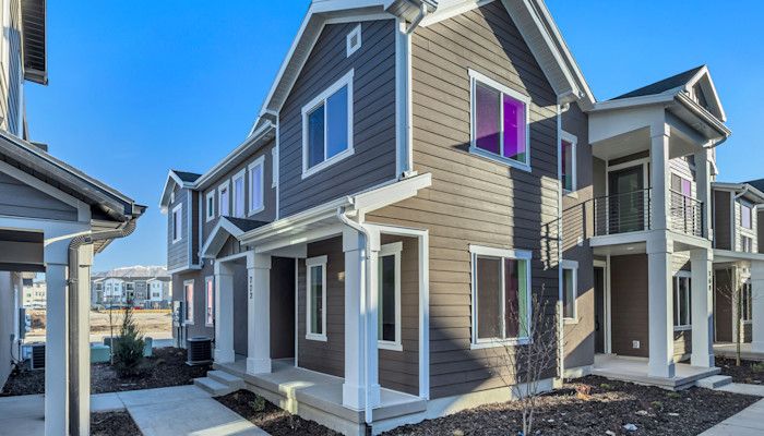 Legacy at Meadowbrook por Woodside Homes en Provo-Orem Utah