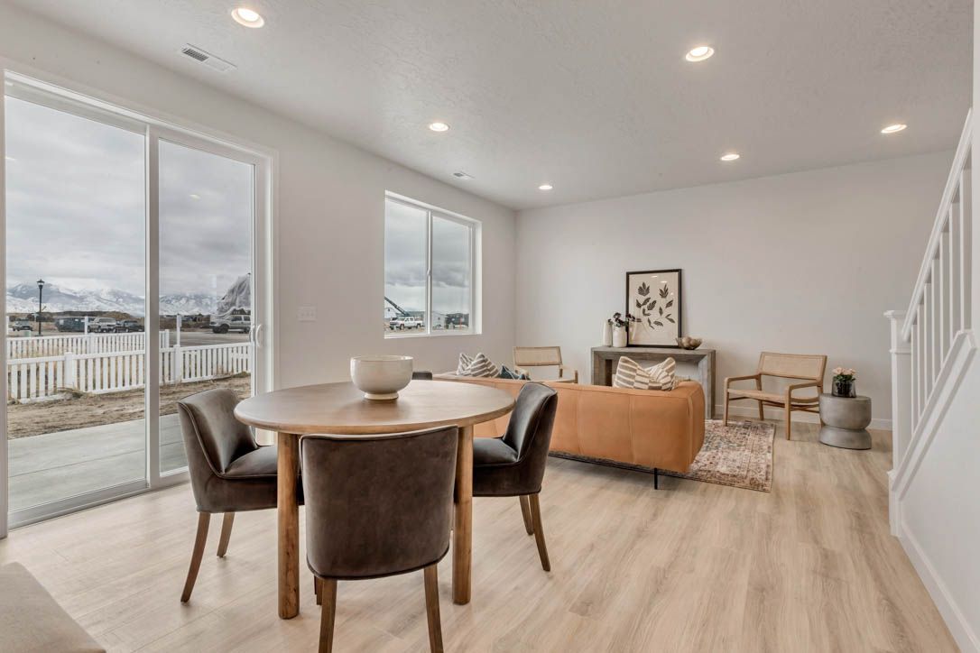 Bayview Shoreline Cedar