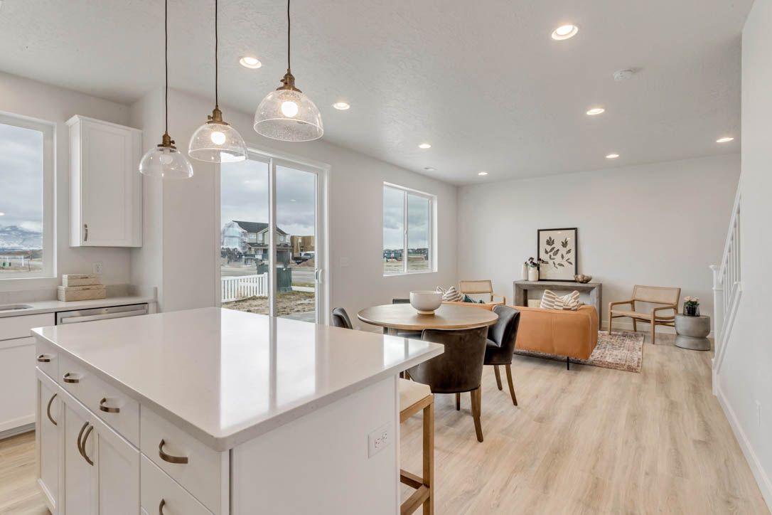 Bayview Shoreline Cedar