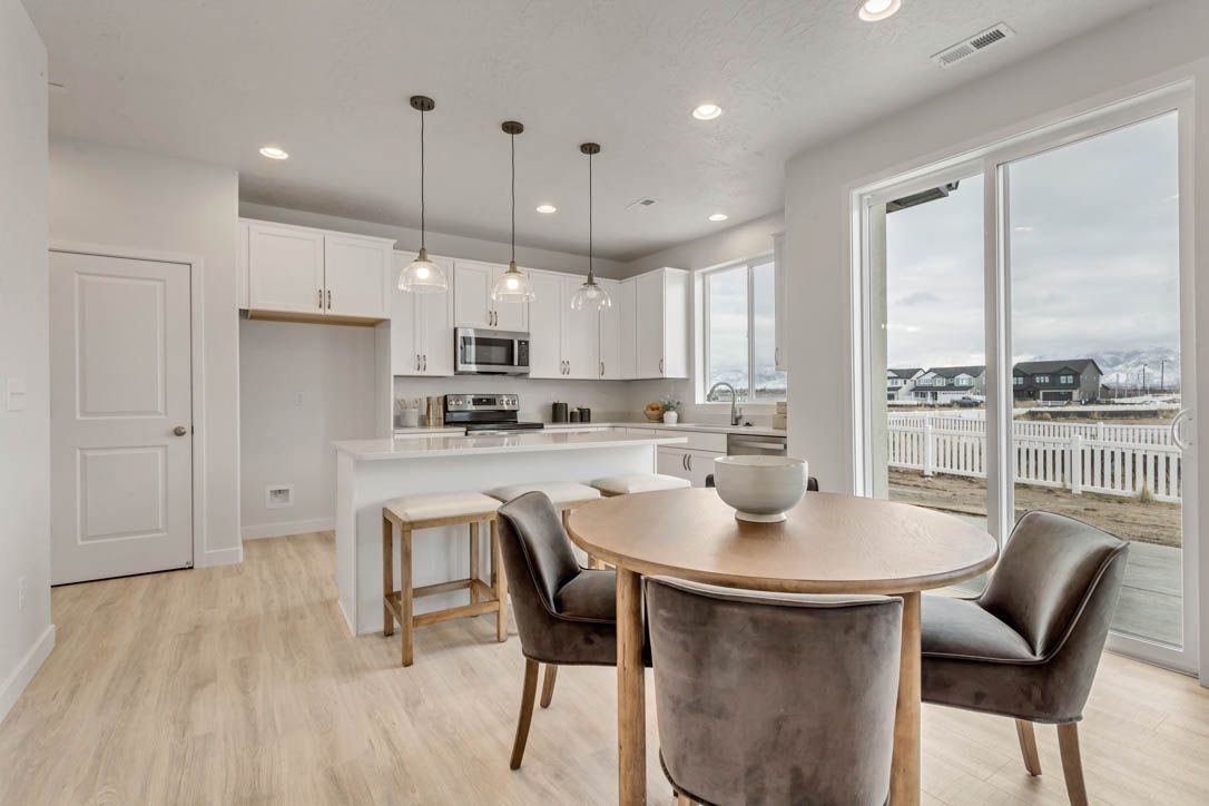 Bayview Shoreline Cedar