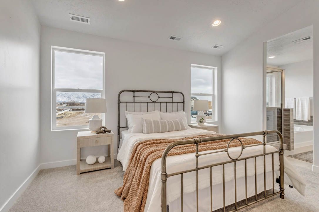 Bayview Shoreline Cedar