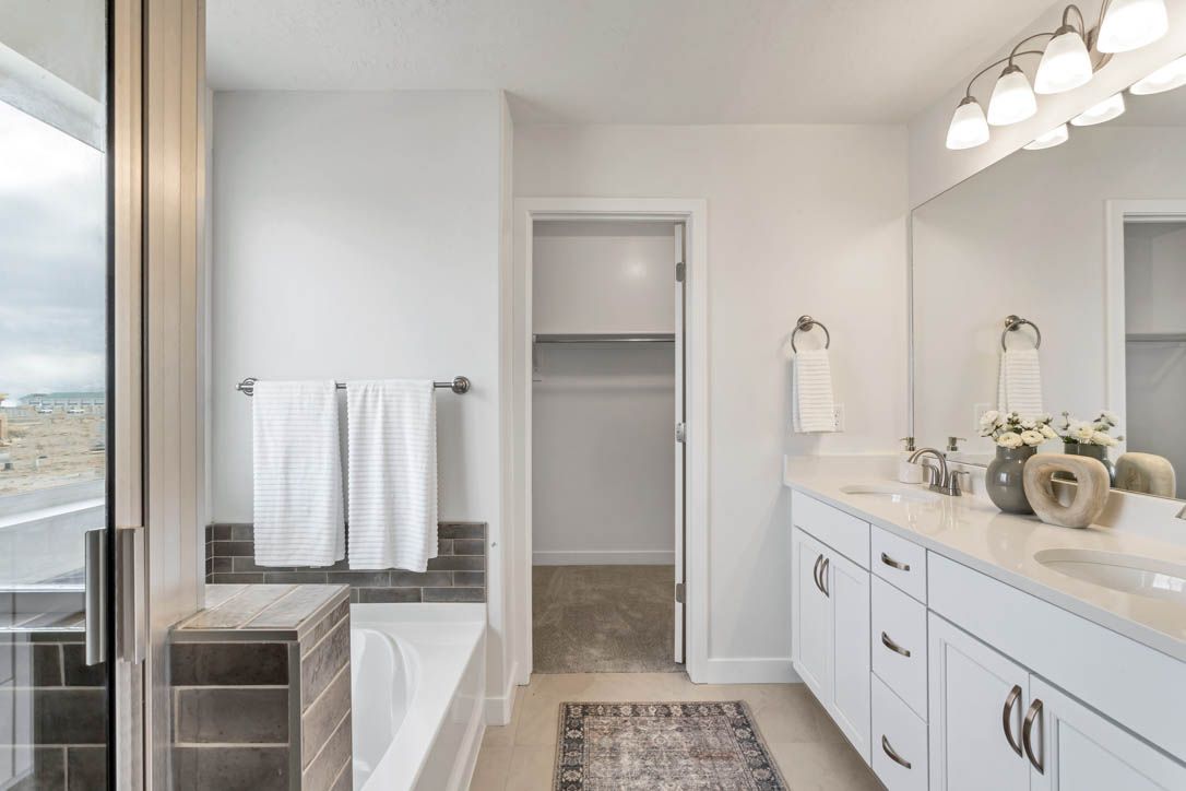 Bayview Shoreline Cedar