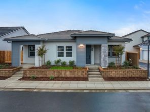 331 Peters Road S (Titania)