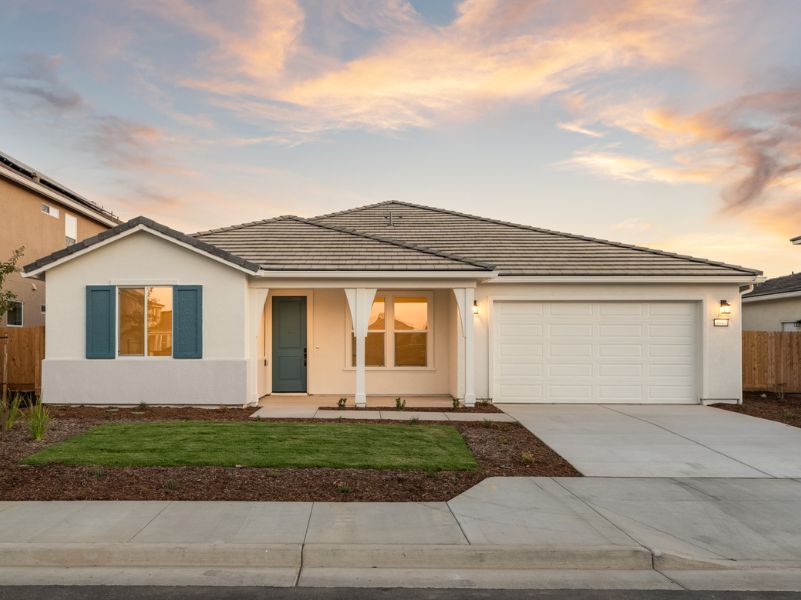 The Acres at Copper Heights por Woodside en Visalia California