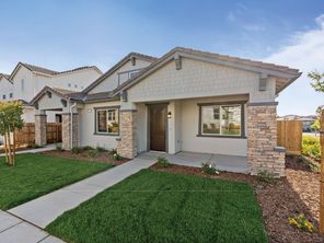 272 Peters Lane S (Titania)