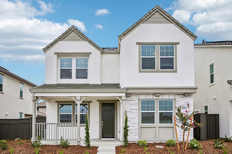 3214 Summit Drive (Sutton)