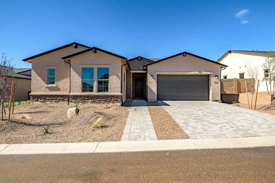 5218 Meandering Trail (Aurora)